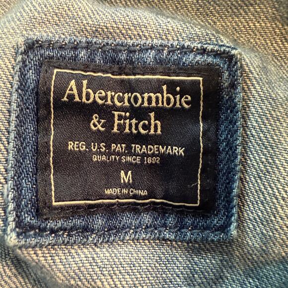 Women's Abercrombie & FItch Denim Blue Jean Jacket Size Medium - Picture 4 of 8
